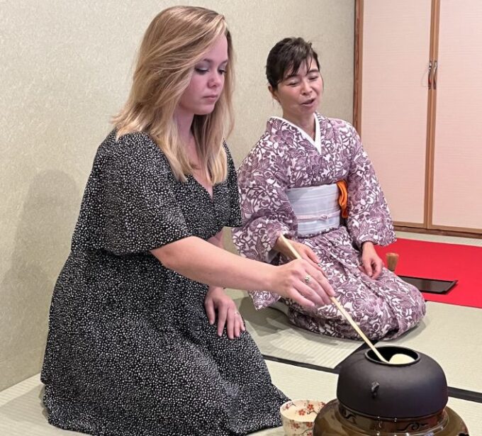 Osaka: Tea Ceremony Experience - Booking and Meeting Point Details