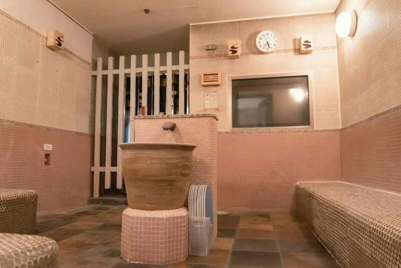 Osaka: Tennen Onsen Naniwa-no-Yu, the famous hot spring spa - Key Points
