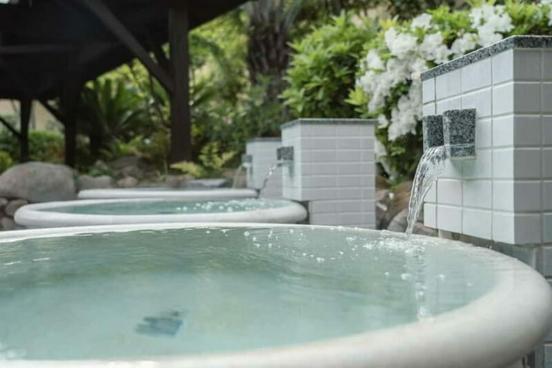 Osaka: Tennen Onsen Naniwa-no-Yu, the famous hot spring spa - The Authenticity and Local Flavor