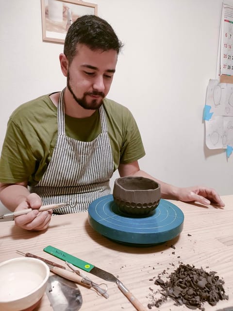 Osaka: Traditional Japanese Ceramics Private Experience - Taking in the Authentic Japanese Atmosphere