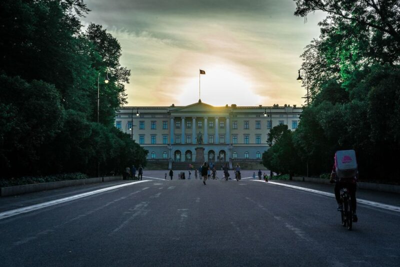 Oslo: 5-Hour Private City Highlights Walking Tour - Key Points