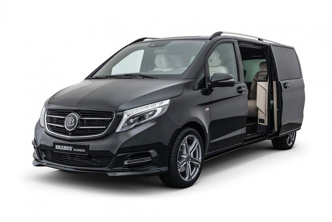 Oslo Airport Transfers : Oslo Airport OSL to Oslo City in Business Van - Convenient 24/7 Availability