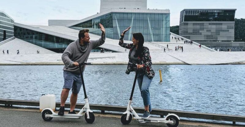 Oslo: City Highlights Guided Tour by E-Scooter - Tour Experience