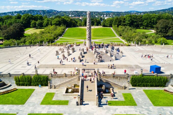 Oslo: First Discovery Walk and Reading Walking Tour - Flexible Schedule and Uniqueness