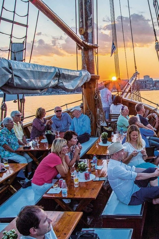 Oslo: Fjord Mini Cruise by Wooden Sailing Ship - Key Points