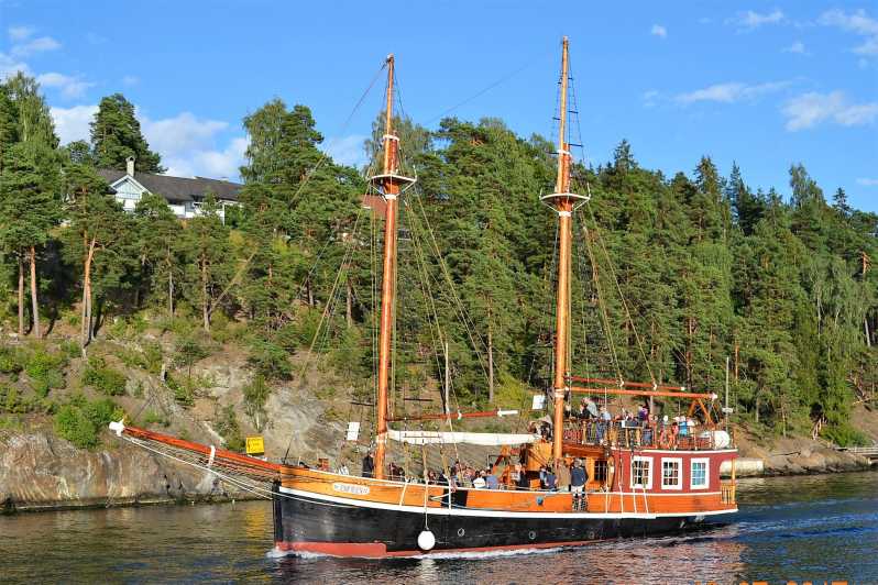 Oslo: Fjord Mini Cruise by Wooden Sailing Ship - Audio and Language Support