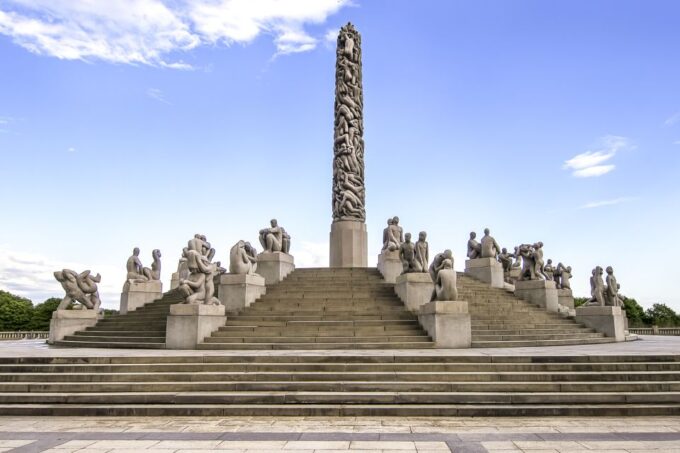 Oslo: Grand City Tour and Fjord Cruise - Sculptures of Vigeland Park