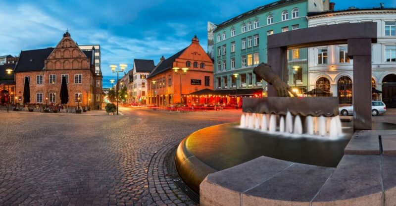 Oslo: Historic Myths & Legends Evening Walking Tour - Key Tour Landmarks