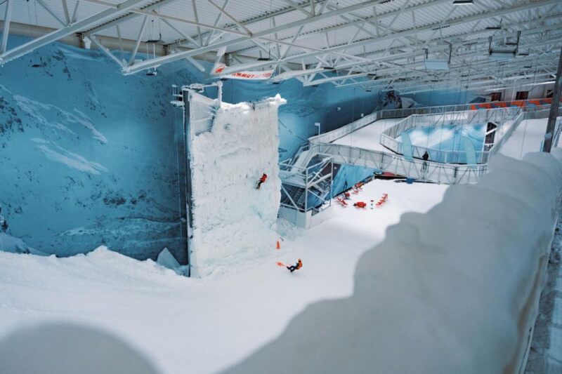Oslo: Ice Climbing Experience at SNØ Ski Dome - Private Lessons