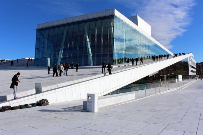Oslo: Private Architecture Tour With a Local Expert - Tour Description