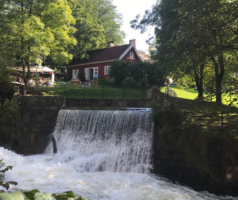 Oslo: Riverwalk and Norwegian Food Tasting - Key Points