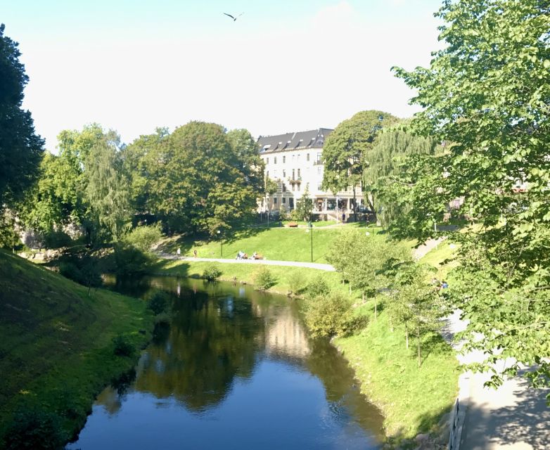 Oslo: Riverwalk and Norwegian Food Tasting - Inclusions