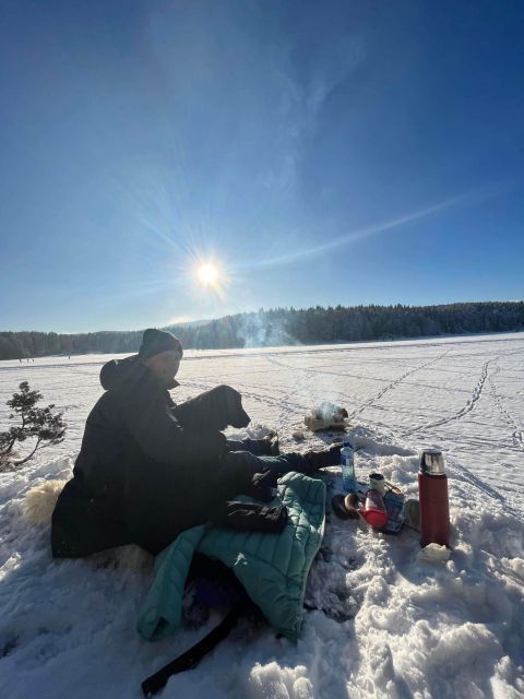 Oslo: Scenic Hike & Norwegian Waffles With a Local & Her Dog - Getting to the Trailhead