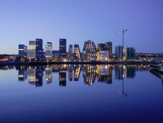 Oslo: Skyline in Winter With Fish Soup Cruise - Scenic Harbor Views