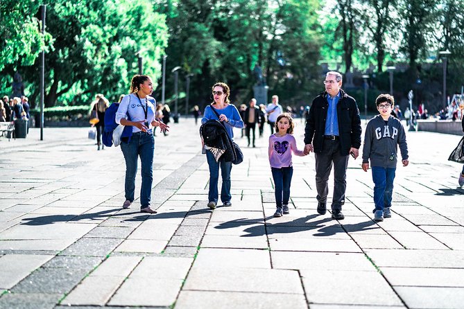 Oslo & Vigeland Park Private Walking Tour - Customer Reviews