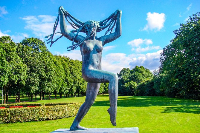 Oslo Vigeland Park Small-Group Guided Tour - Experiencing Oslos Art Scene