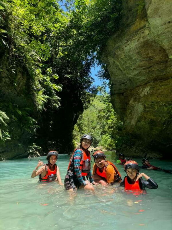 Oslob Whale Shark Swimming & Kawasan Falls Canyoneering - Key Points