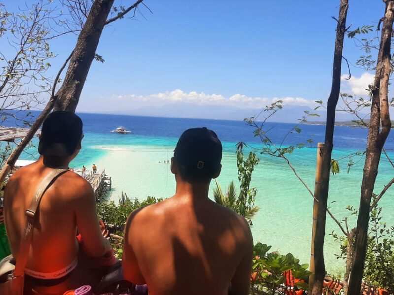 Oslob: Whaleshark Watching, Tumalog Falls & Sumilon Island - Key Points