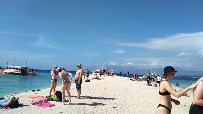 Oslob: Whaleshark Watching, Tumalog Falls & Sumilon Island - Getting There