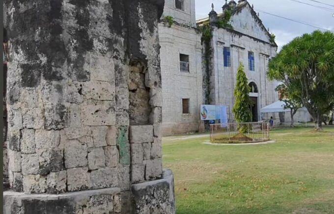 Oslob: Whalesharkwatching, Sumilon Sandbar & Cuartel Ruins - Accessibility and Accommodation