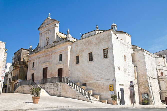 Ostuni, Cisternino and Polignano Small-Group Day Trip From Bari - Exceptional Tour Guide Experiences