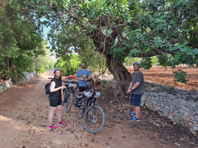 Ostuni: E-Bike Tour With a Glass of Wine & Bruschetta - Savor Local Delicacies