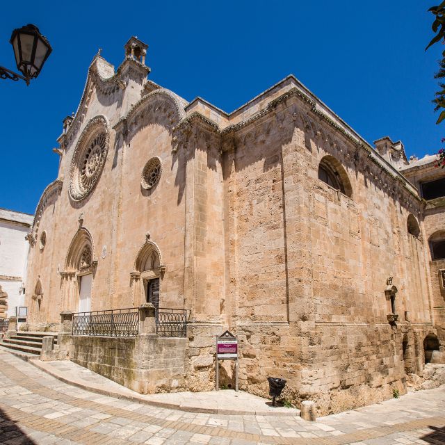 Ostuni: Private City Walking Tour With Local Guide - Inclusions and Exclusions
