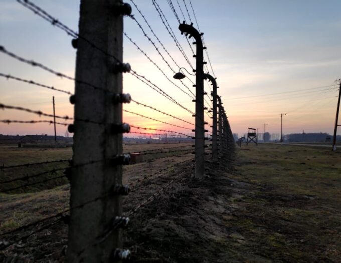 Oswiecim: Auschwitz-Birkenau Skip-the-Line Entry Tickets - Exploring Auschwitz II Birkenau