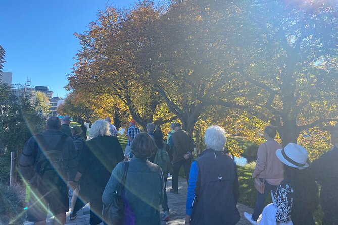 Ōtautahi: Christchurch Small-Group Inner City Walking Tour - Guide Expertise
