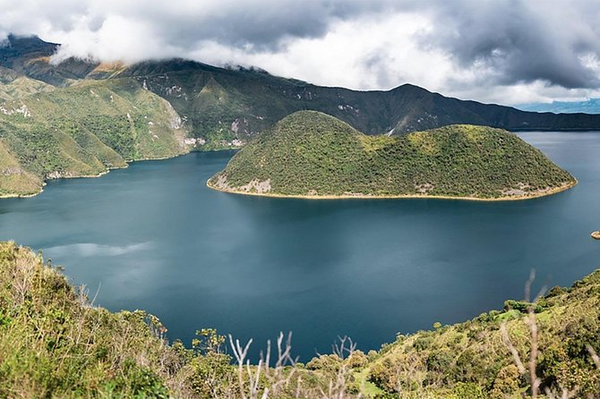 Otavalo, Cuicocha Lake and Peguche Waterfall From Quito - Private Tours - Cotacachi Volcano and Ecuadorian Andes