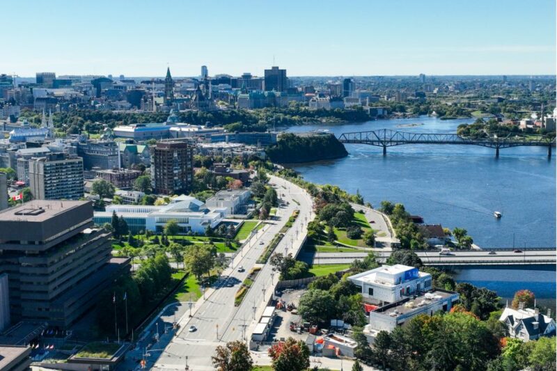 Ottawa: First Discovery Walk and Reading Walking Tour - Booking and Payment Information