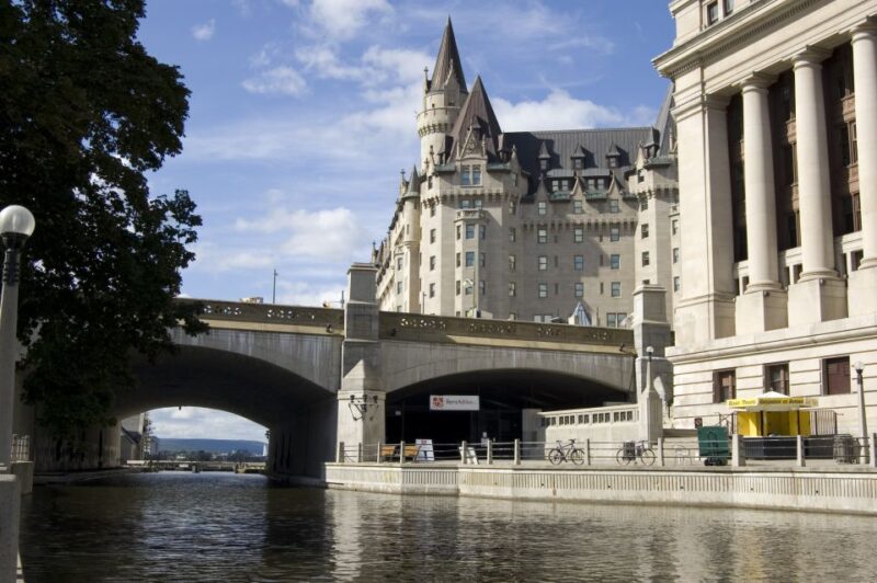 Ottawa: Guided Bike Tour Through Gatineau and Ottawa - Getting to the Meeting Point