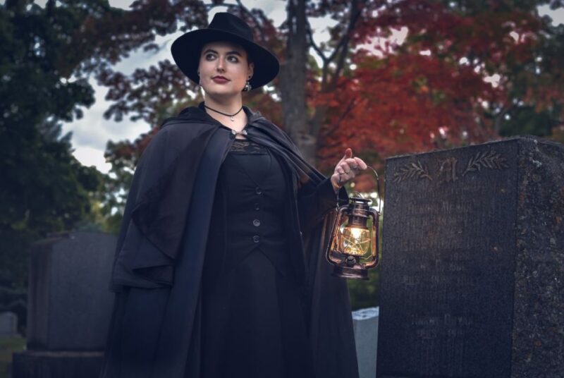 Ottawa: Haunted Night Walking Tour - Languages and Accessibility