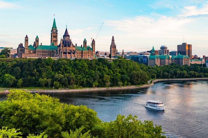Ottawa Small Group Night Tour With River Cruise + Light Show - Pick-up Details