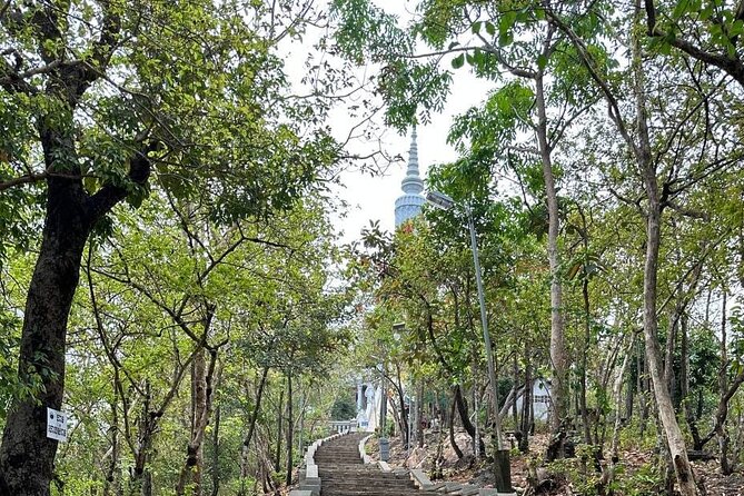 Oudong Mountain by Tuk Tuk/Car - Key Points