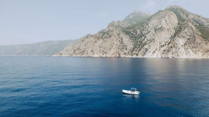 Ouranoupoli: Private Cruise to the Mt. Athos Monasteries - Meeting Point and Accessibility