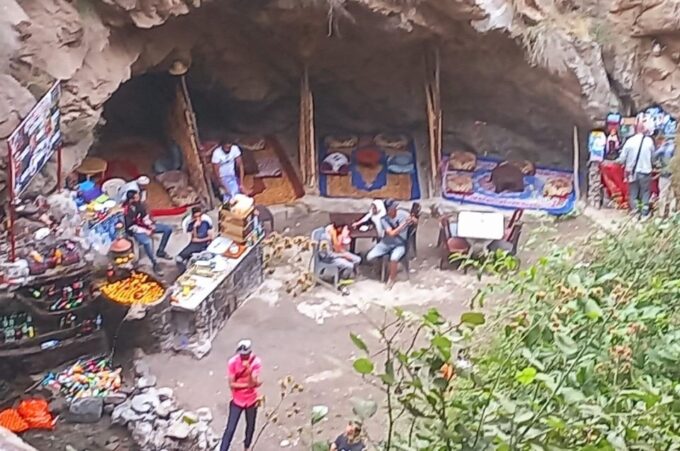 Ourika Valley & Waterfalls Day Trip From Marrakech - Lunch and Refreshments
