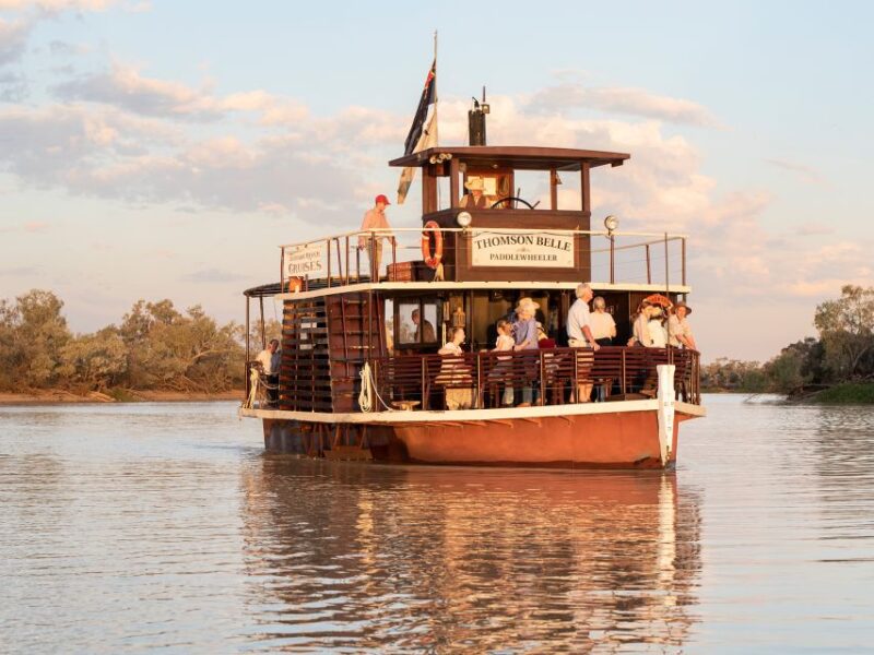 Outback Queensland: Longreach Storytelling Holiday - 3 Day - Sheep and Cattle Station