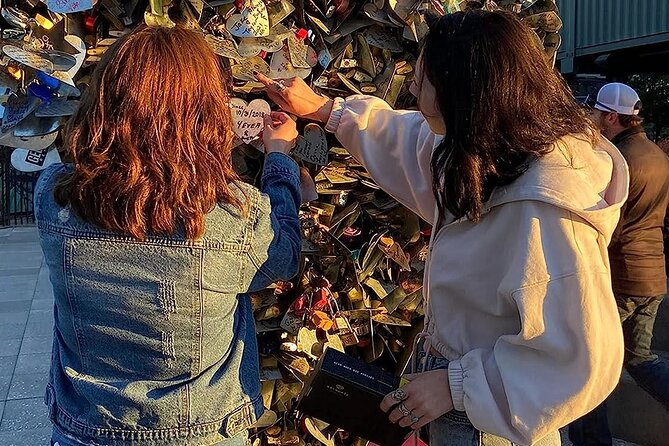 Outdoor Escape Room in Philadelphia - Logan Square - Unlocking the Adventure
