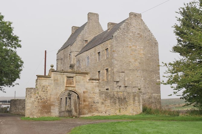 Outlander & Blood of My Blood Day Tours Lallybroch From Edinburgh - Guided Tour Through Outlanders Landscapes