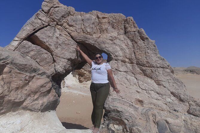 Overday Safari at White Desert and Black Desert - Inclusions