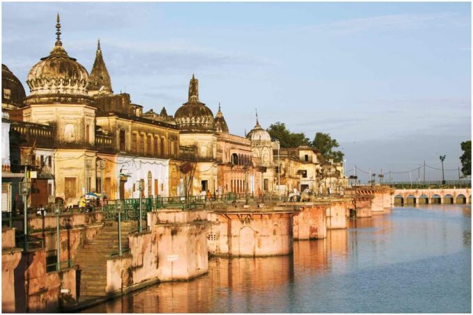 Overnight Ayodhya Tour From Ahmedabad With Return Flight - Important Information