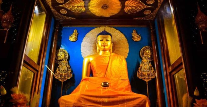 Overnight Bodhgaya Tour From Bangalore With Return Flight - Room Sharing and Group Activity