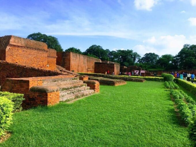 Overnight Bodhgaya Tour From Mumbai With Return Flight - Suitability for Mobility Impaired
