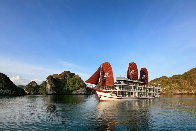 Overnight Halong Bay-Lan Ha Bay Cruise With Vspirit Cruises - Transportation and Meeting Details