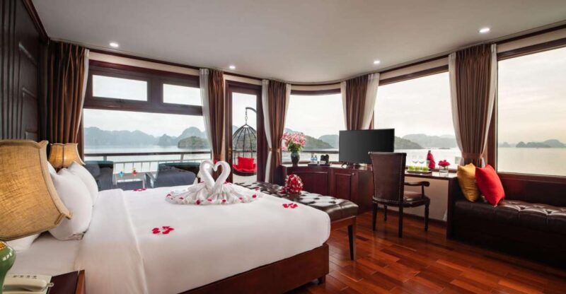 Overnight Halong Bay Luxury 5 Stars Cruise With Full Meals - Breathtaking Scenery and Activities
