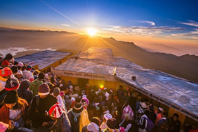 Overnight Hiking and Trekking Tour to Adams Peak via Peak Wilderness Sanctuary - Pickup and Start Time