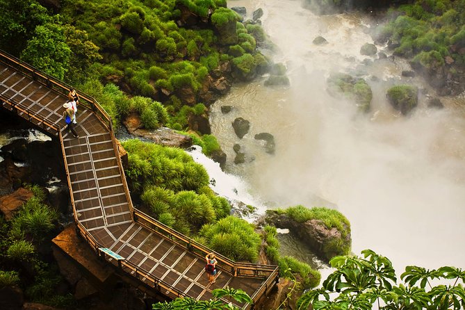 Overnight Iguazú Falls From Puerto Iguazú - Trekking the Circuits