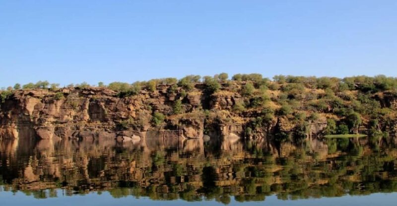 Overnight Taj Mahal and Agra Tour With Chambal Safari - Inclusions