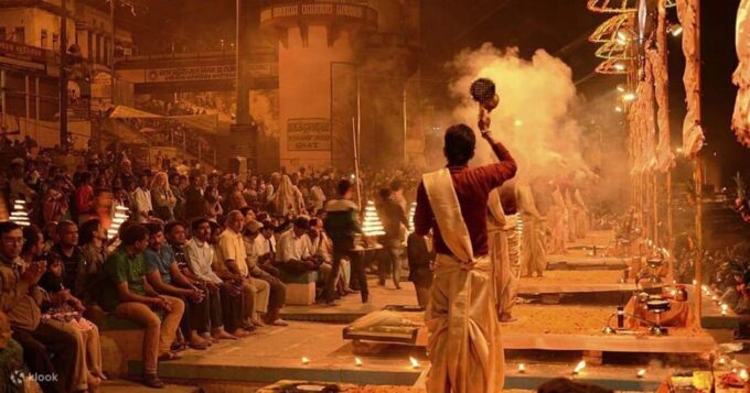 Overnight Varanasi Tour From Mumbai With Return Flight - Room Arrangements